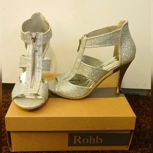 Silver Slipper, Size 9 Heel